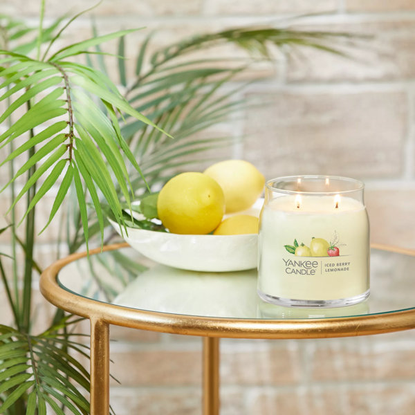 YANKEE CANDLE Signature Iced Berry Lemonade Scented Jar Candle